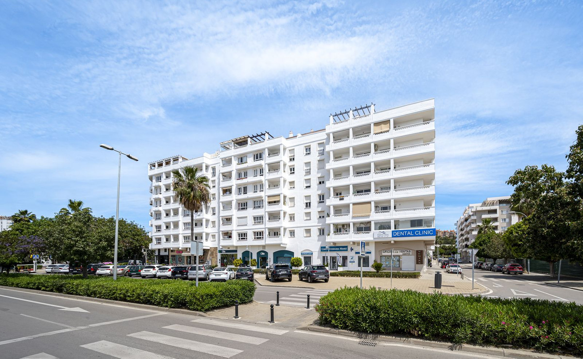 Апартамент средний этаж для продажи в Nueva Andalucía R4717198