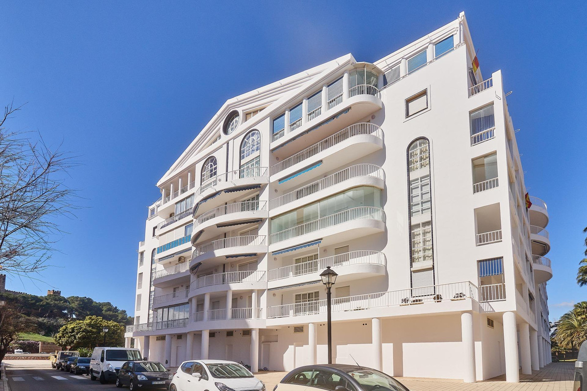 Middle Floor Apartment for sale in Fuengirola R4670929