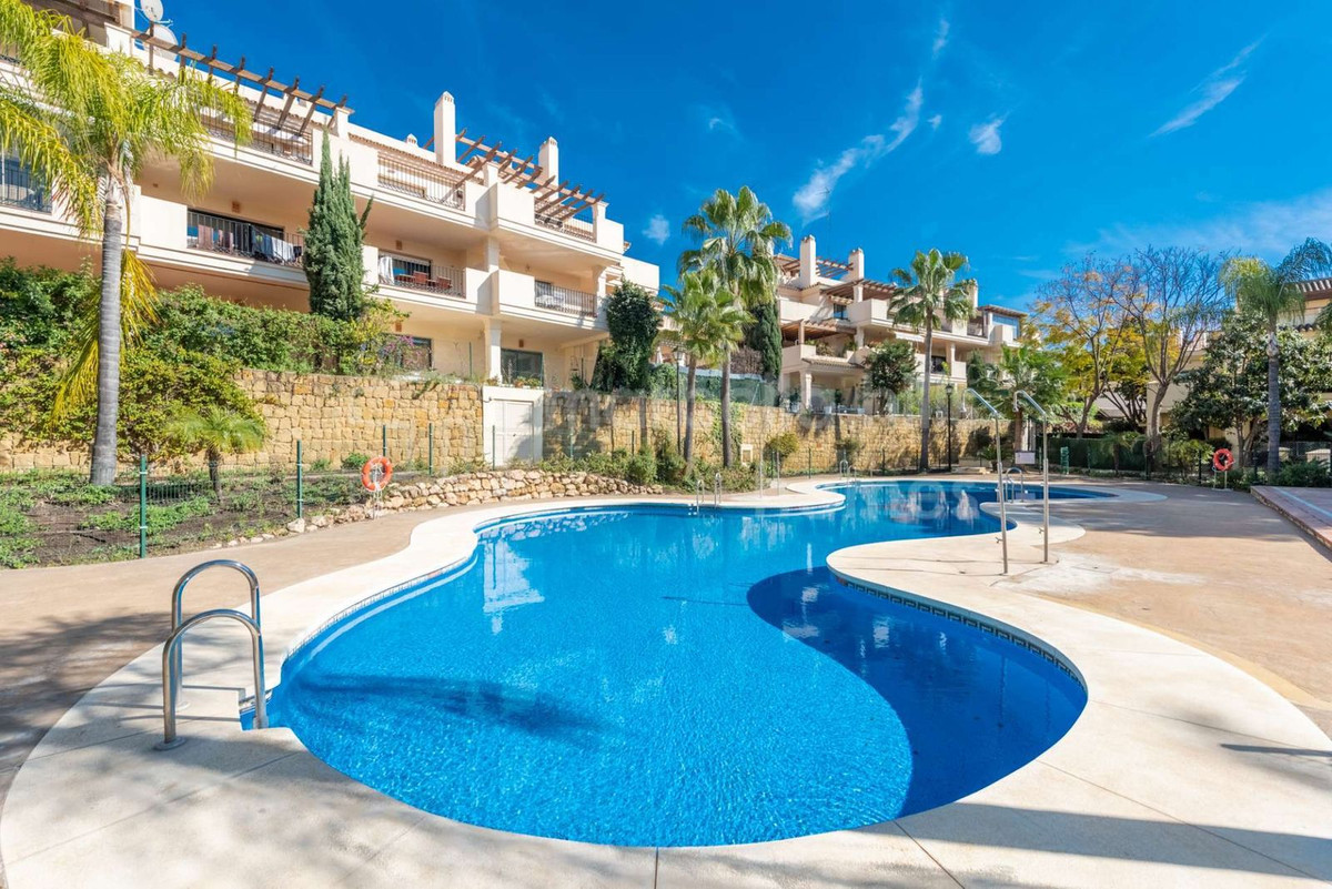 Begane grond appartement te koop in Nueva Andalucía R4661440