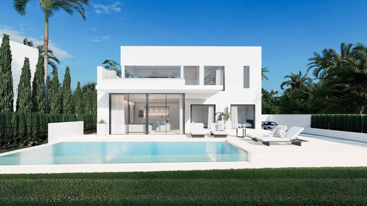 Detached Villa for sale in Estepona R4503961