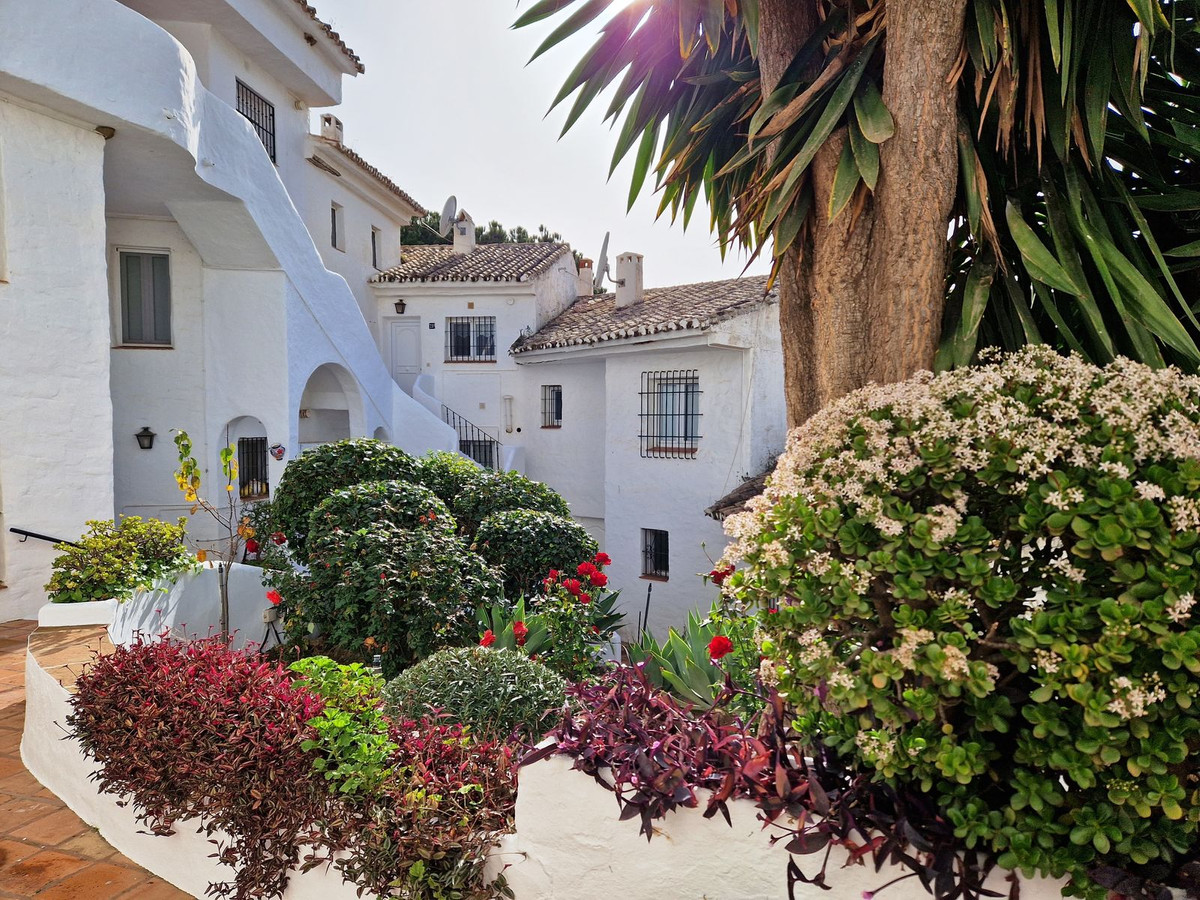 Doppelhaus zu verkaufen in Altos de los Monteros R4251835