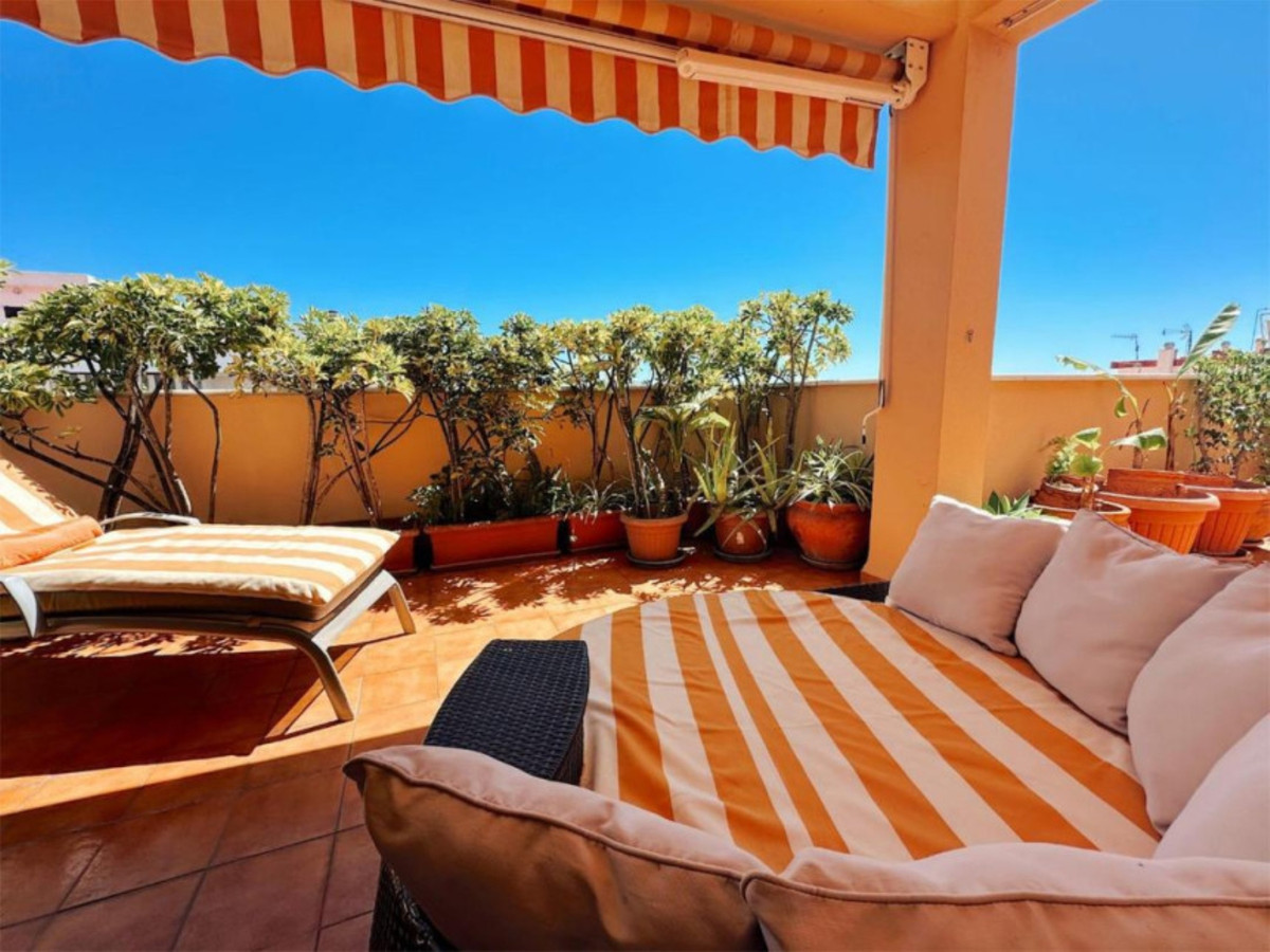 Penthouse for sale in Marbella R4695886