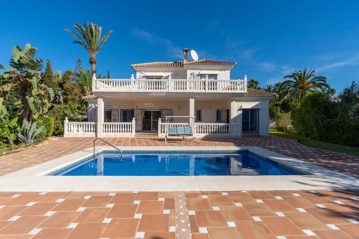 Villa - Chalet en venta en Marbesa R4434424