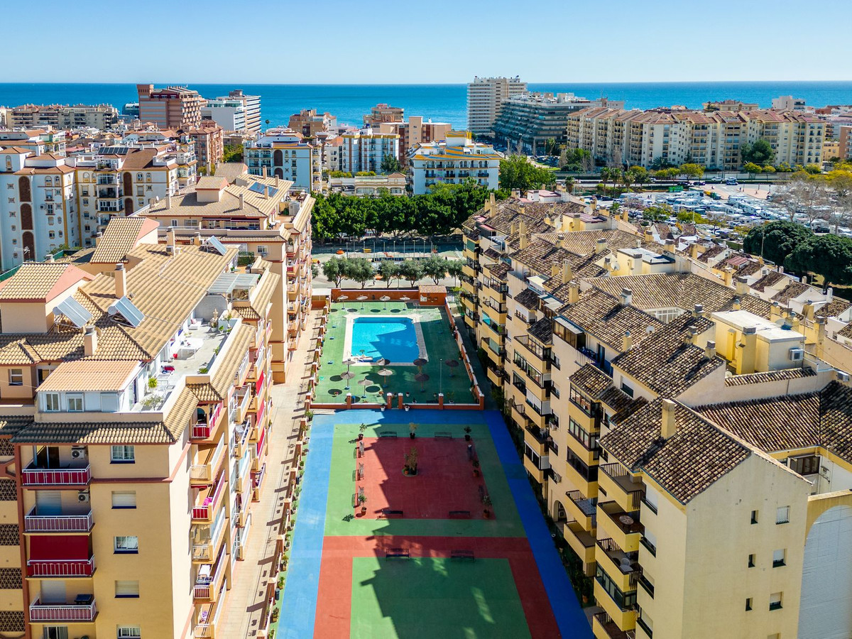 Middle Floor Apartment for sale in Fuengirola R4651189