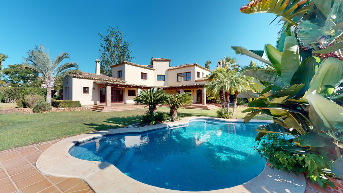 Detached Villa for sale in Mijas Golf R4393705