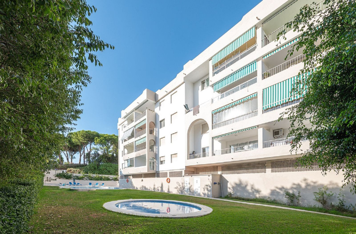 Begane grond appartement te koop in Nueva Andalucía R4459291