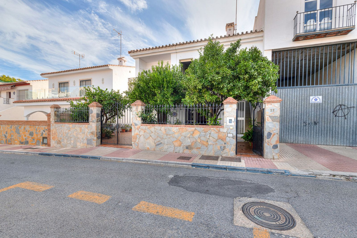 Detached Villa for sale in San Pedro de Alcántara R4428445