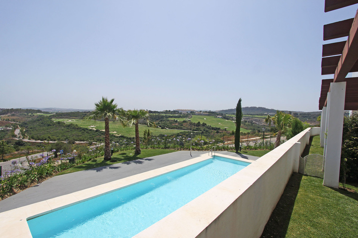 Ground Floor Apartment for sale in Casares R4558888