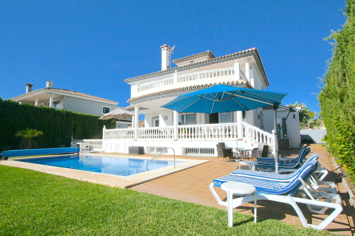 Vrijstaande Villa te koop in Mijas Golf R4453894