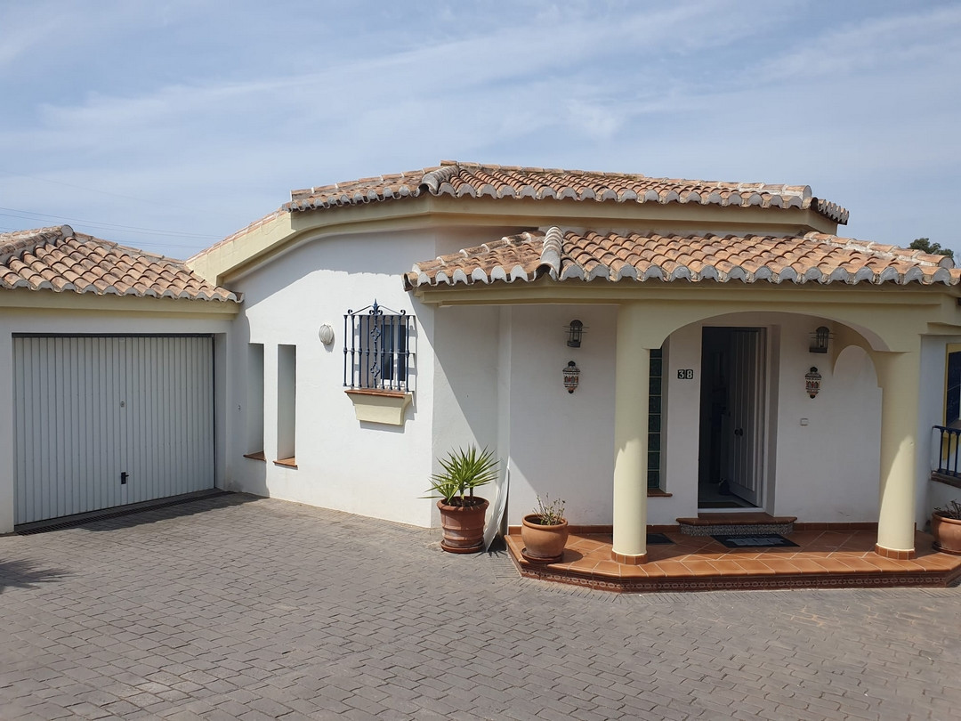 Detached Villa for sale in El Chaparral R4370392