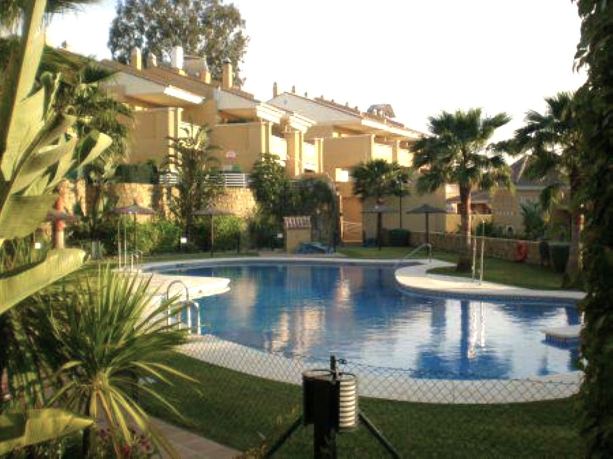 Begane grond appartement te koop in San Pedro de Alcántara R4299769