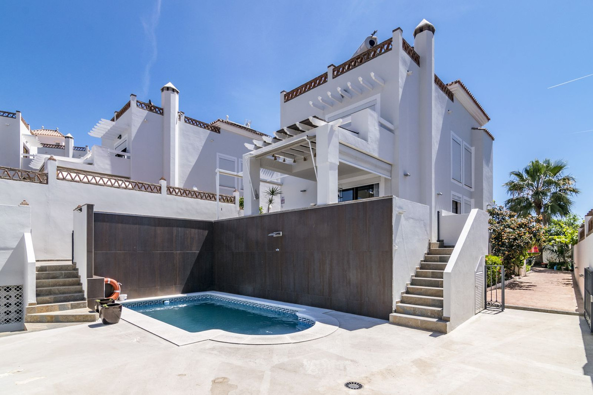 Villa - Chalet en venta en Estepona R4562371