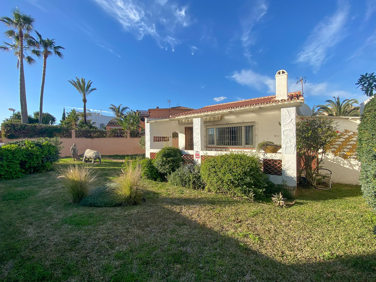Villa - Chalet en venta en Costabella R4244473