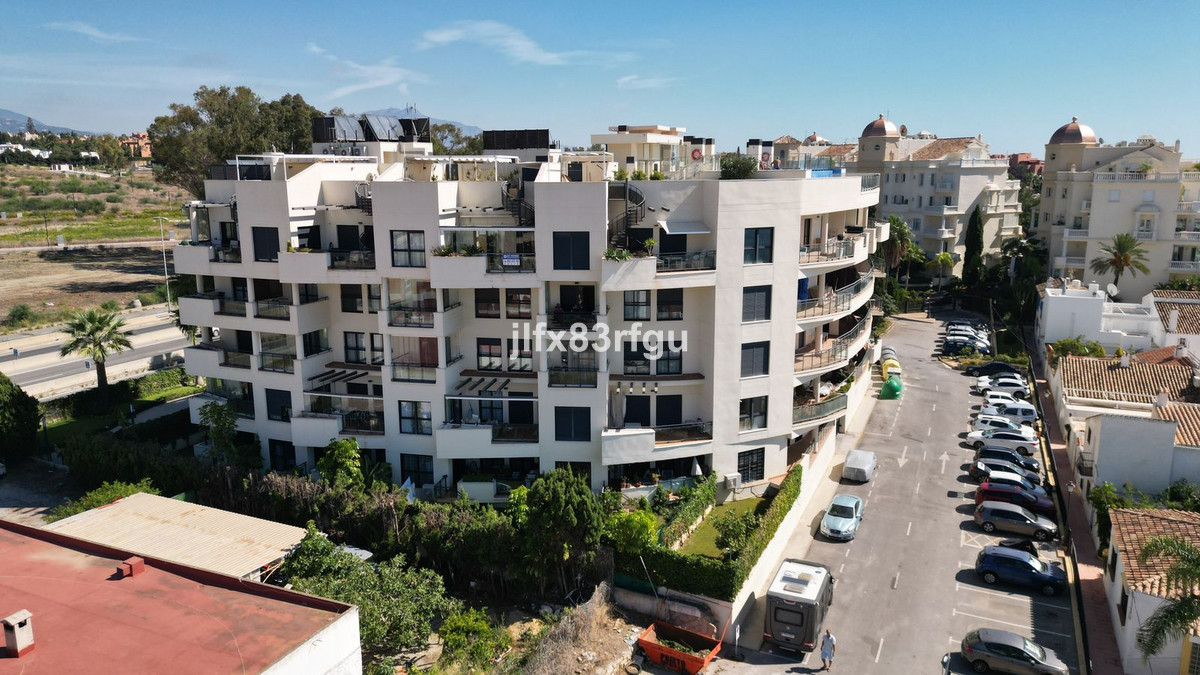 Appartement te koop in Estepona R4428307