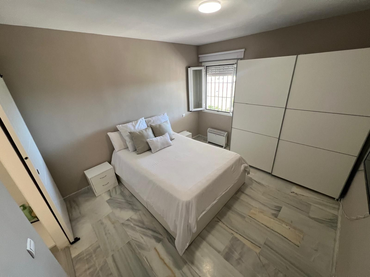 Apartamento con 1 Dormitorios en Venta Estepona
