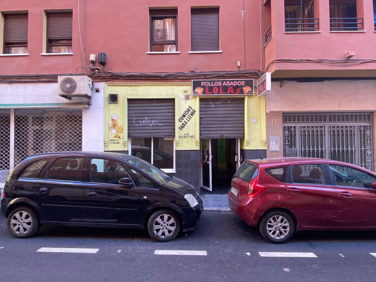 Comercial con 0 Dormitorios en Venta Málaga