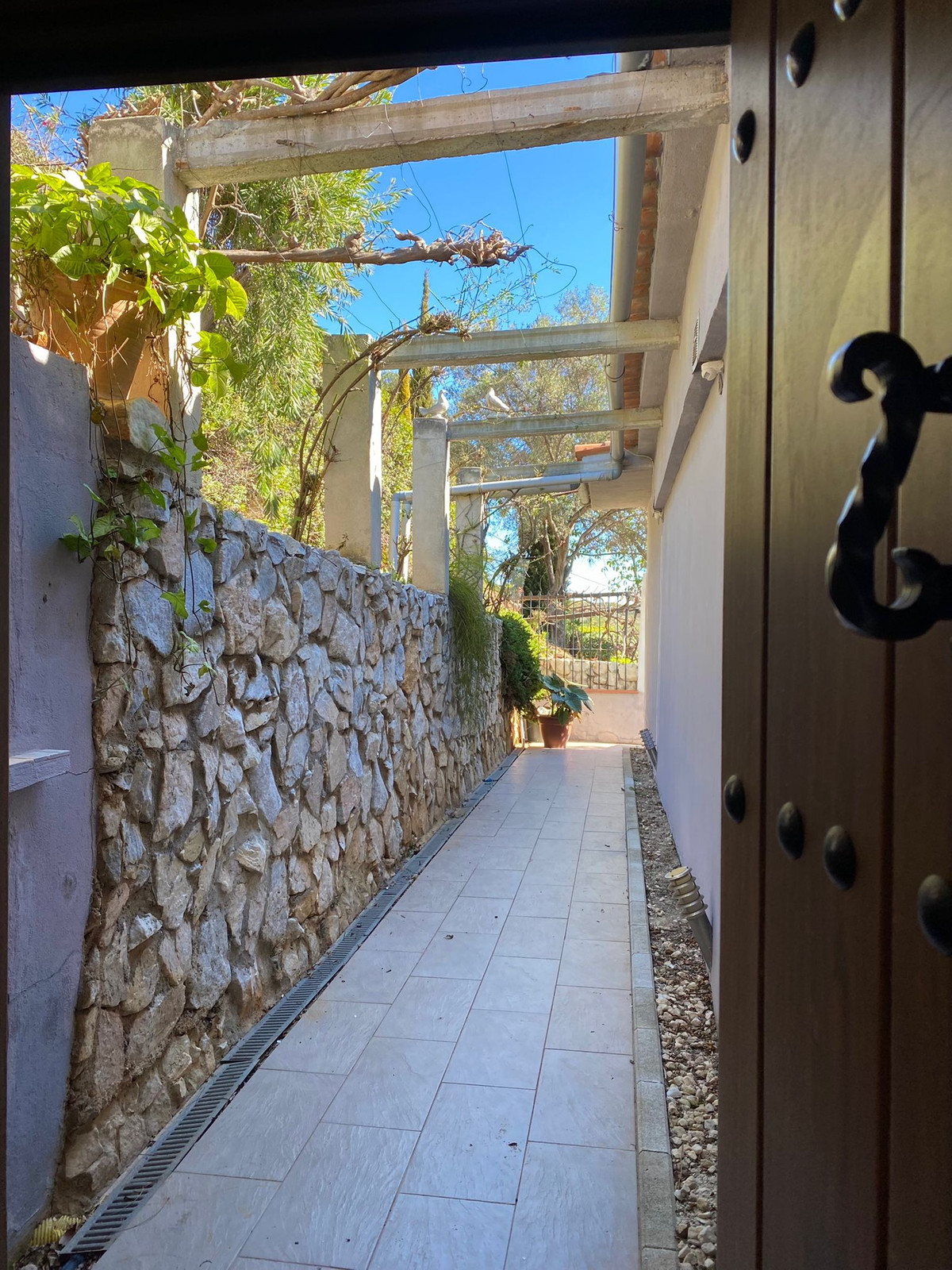 Villa te koop in Marbella R4016560