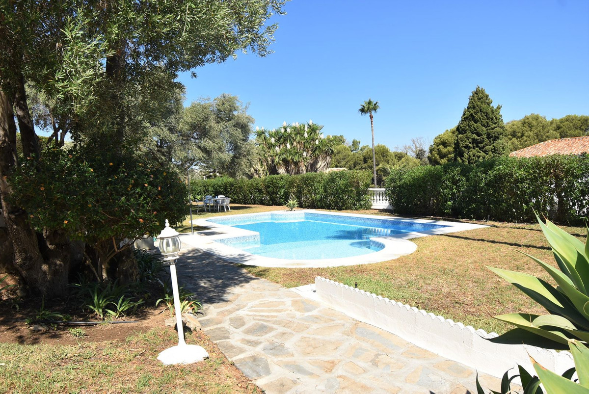 Villa te koop in Málaga R4116808