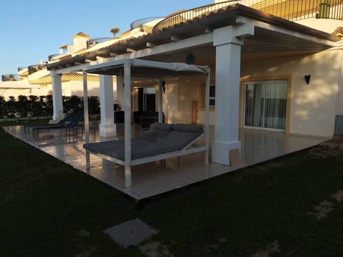 3 bedroom apartment for sale san roque