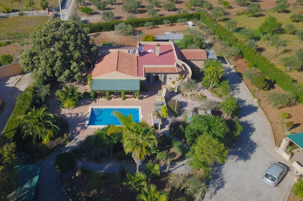 Villa te koop in Alhaurín el Grande R3195166