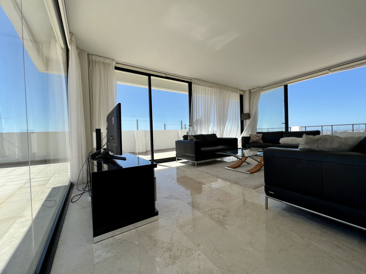 						Appartement  Penthouse
																					en location
																			 à Riviera del Sol
					