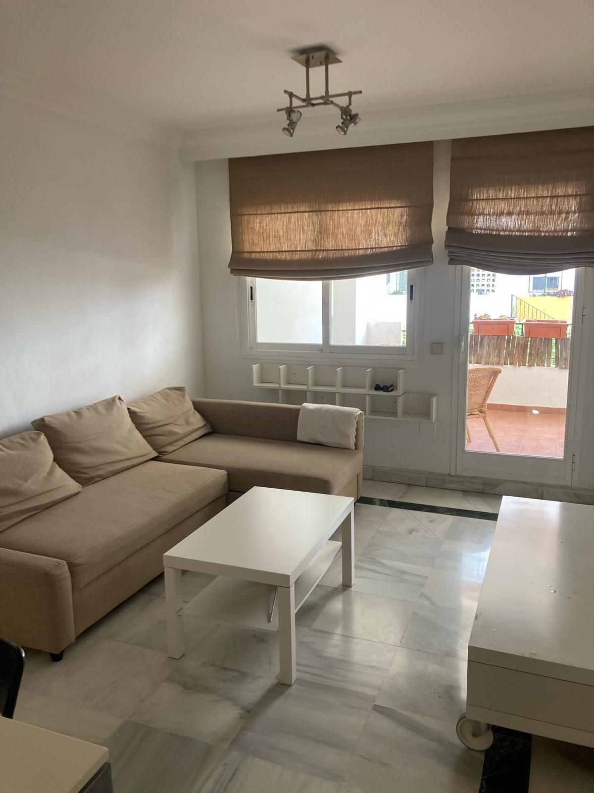 						Apartment  Middle Floor
																					for rent
																			 in Marbella
					