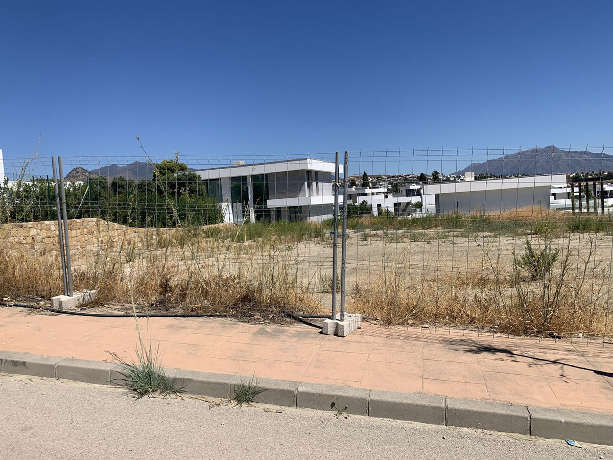 						Plot  Residential
													for sale 
																			 in Cancelada
					