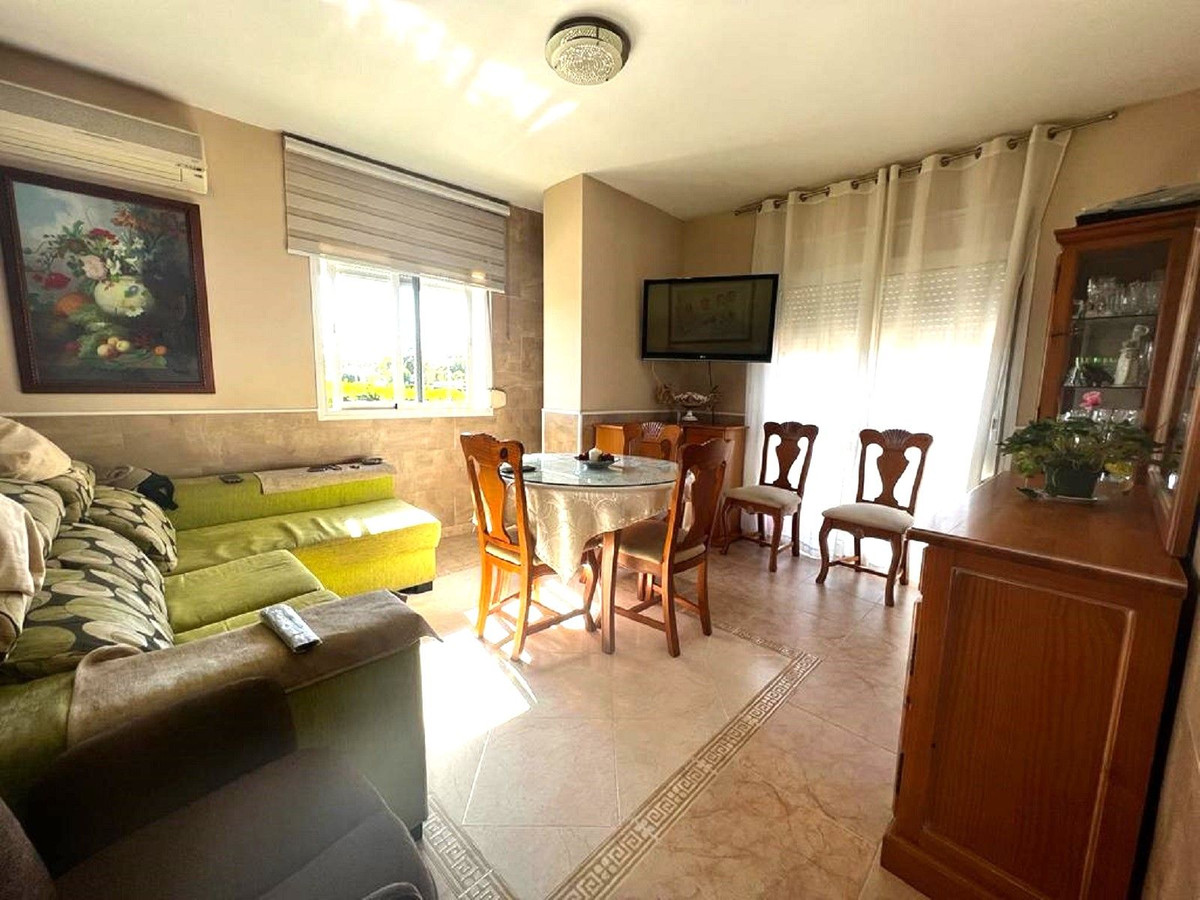 						Apartment  Middle Floor
													for sale 
																			 in La Cala de Mijas
					