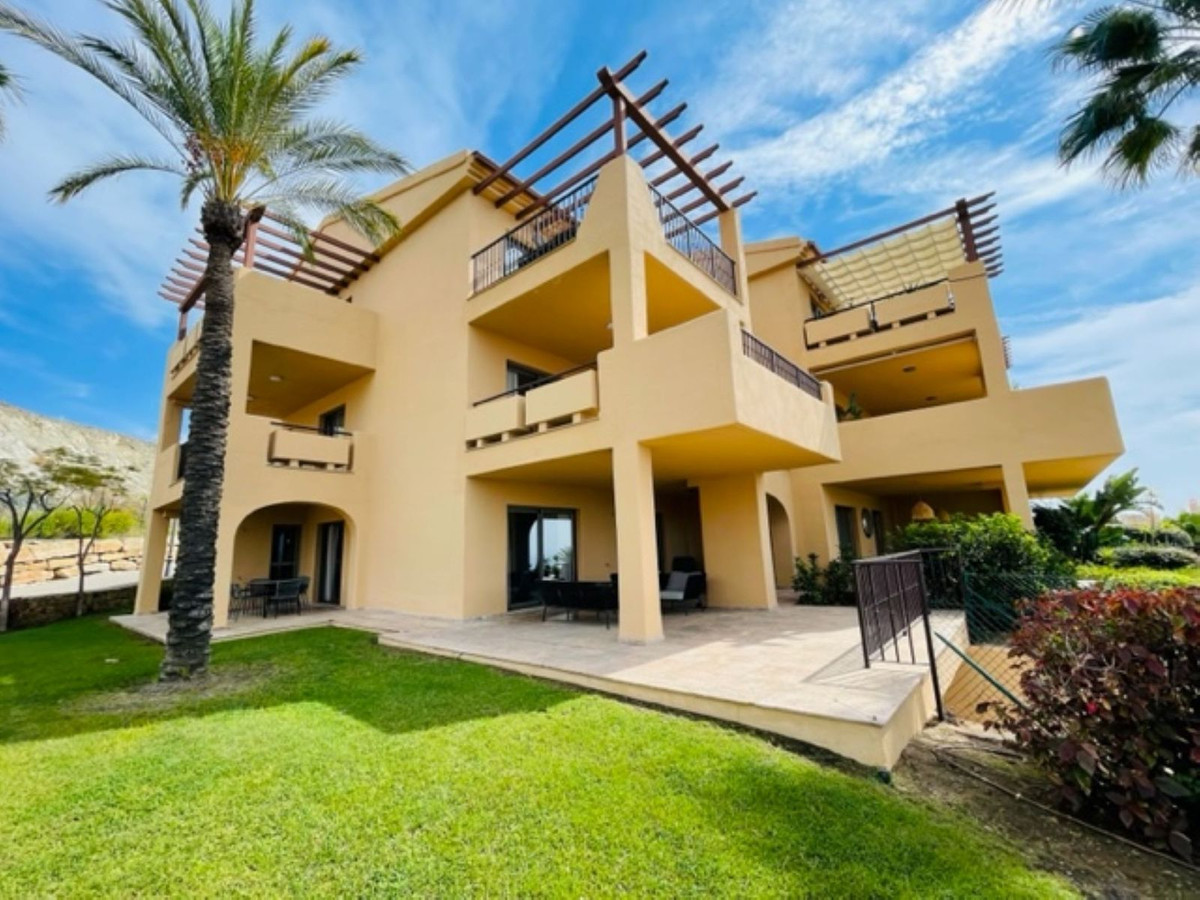						Apartamento  Planta Baja
													en venta 
																			 en Benahavís
					