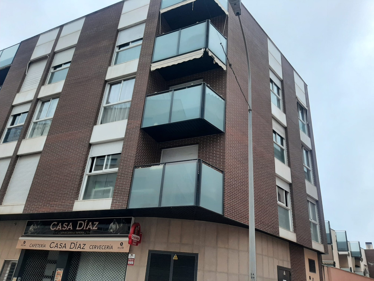 						Apartment  Middle Floor
													for sale 
																			 in Torremolinos Centro
					