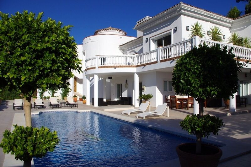 						Villa  Detached
													for sale 
																			 in Mijas
					