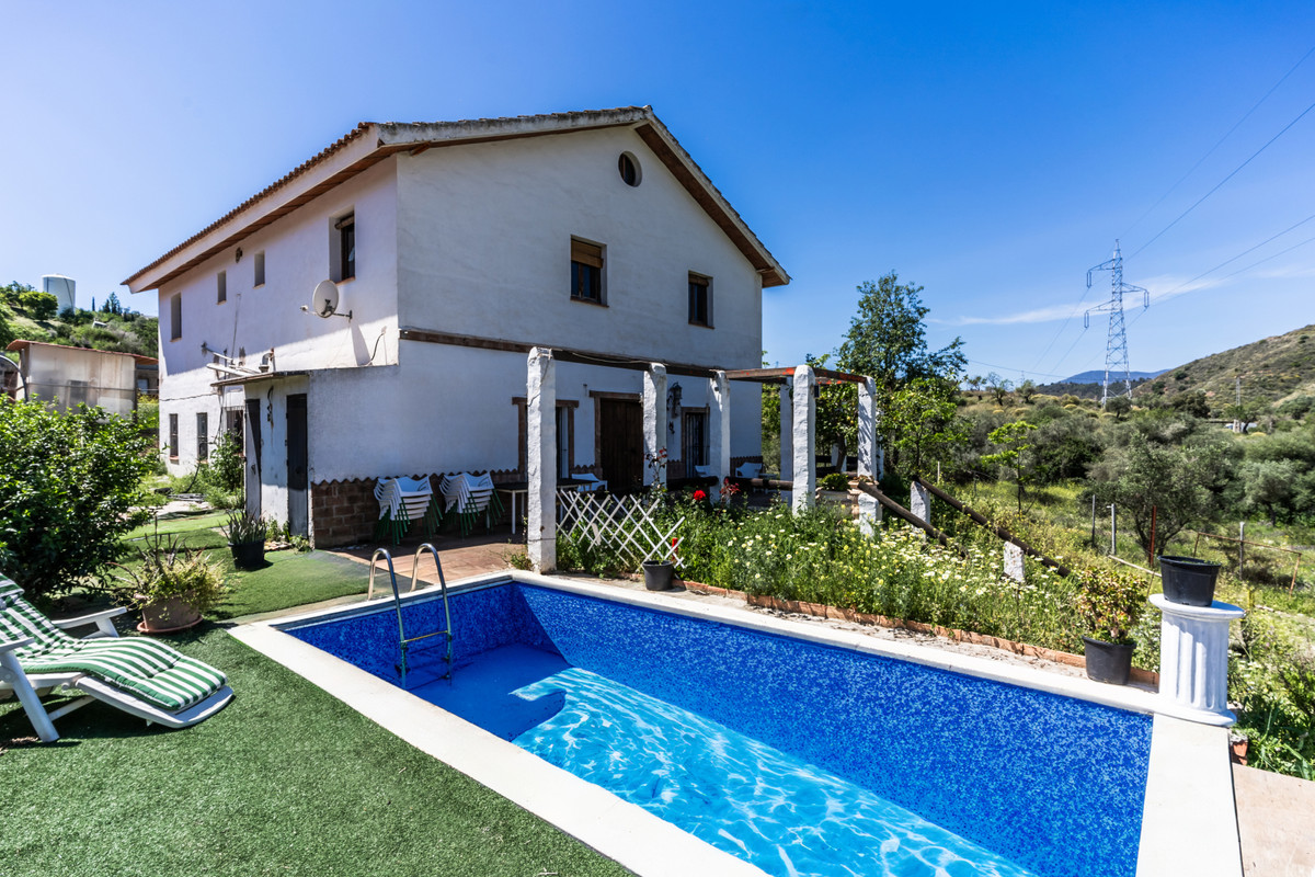 						Villa  Finca
													en vente 
																			 à Monda
					