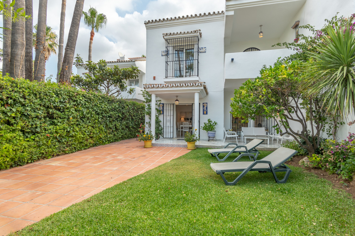 						Townhouse  Terraced
																					for rent
																			 in Puerto Banús
					