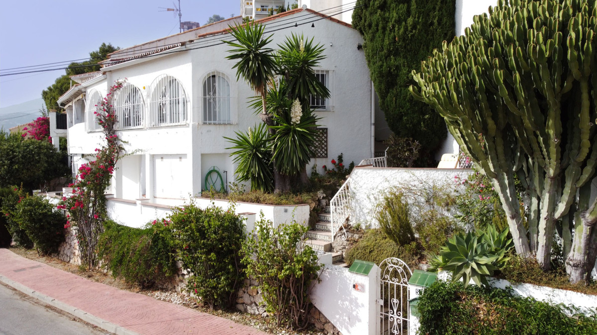  Villa, Pareada  en venta    en La Campana
