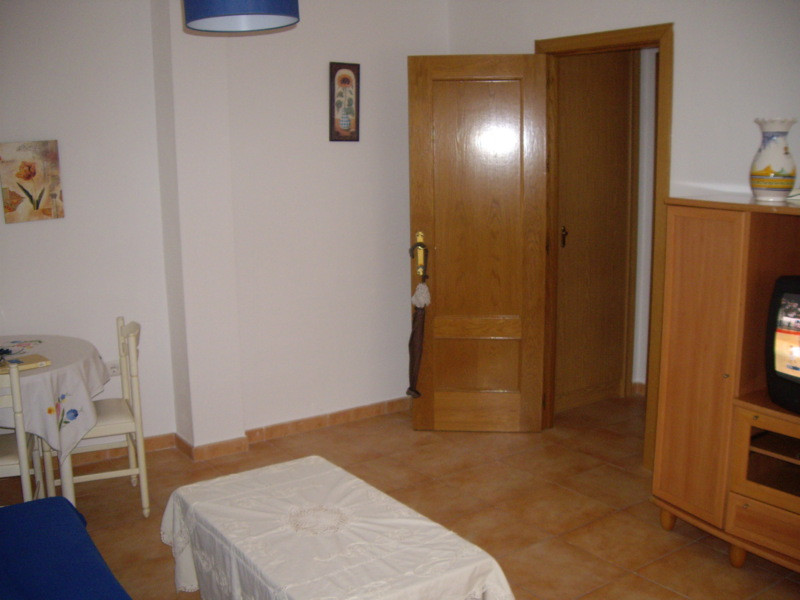 						Appartement  Mi-étage
																					en location
																			 à Estepona
					