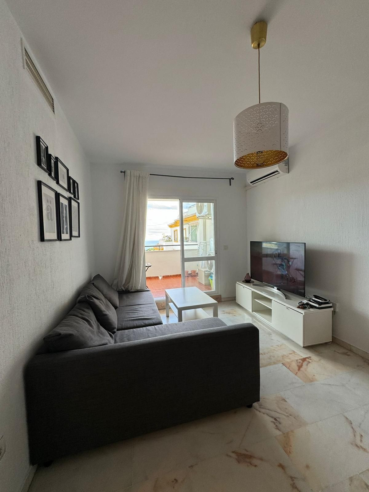 2 Dormitorios Apartamento Planta Media  En Venta Benalmadena, Costa del Sol - HP4654822