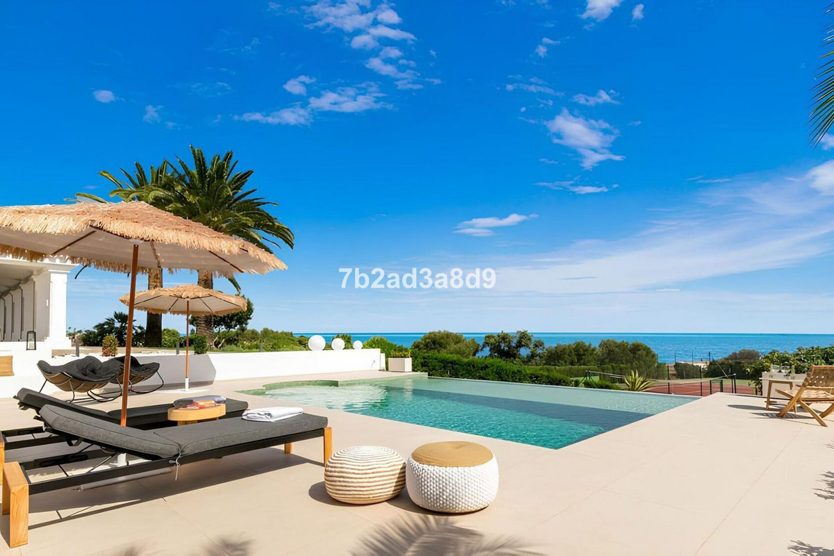 5 Bedroom Detached Villa For Sale Estepona, Costa del Sol - HP4621552