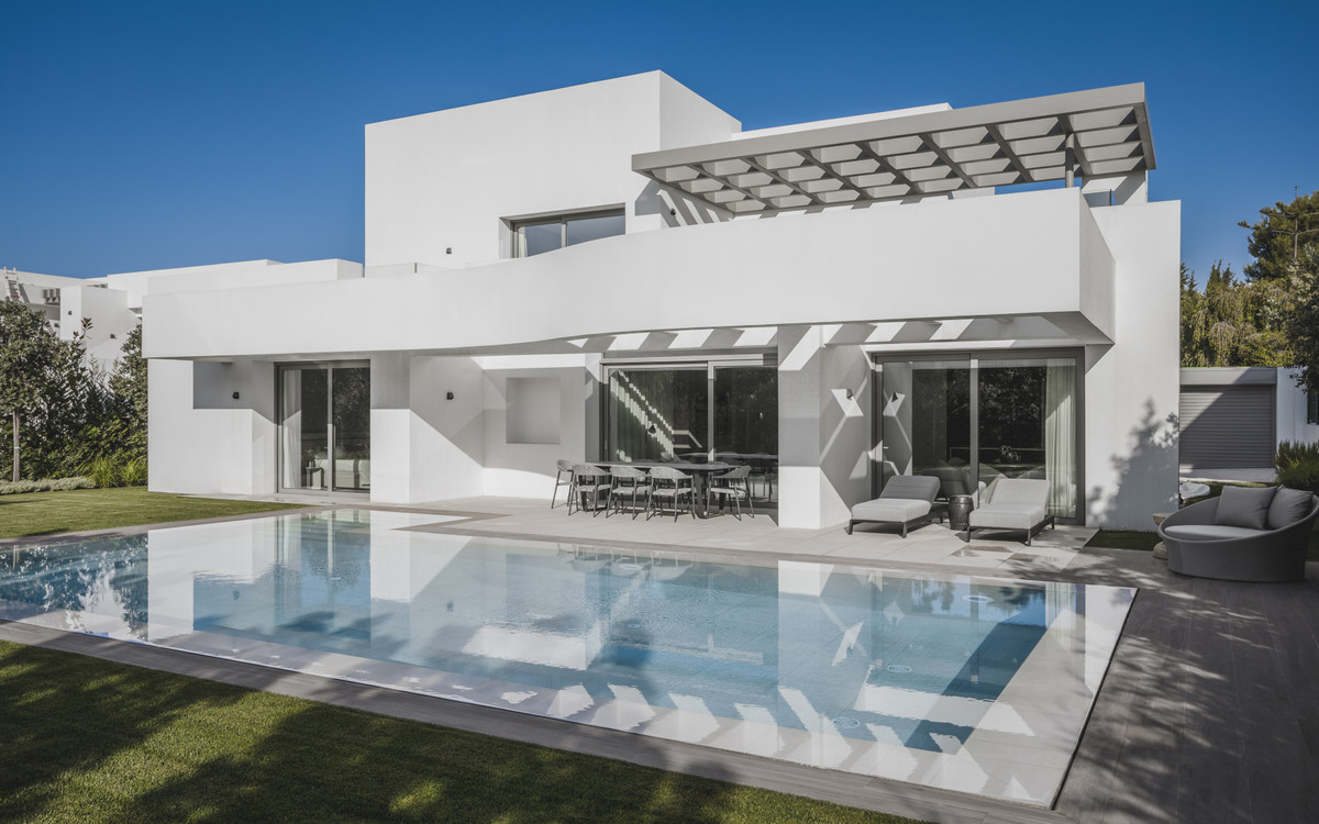 5 Bedroom Detached Villa For Sale Marbella, Costa del Sol - HP4504336