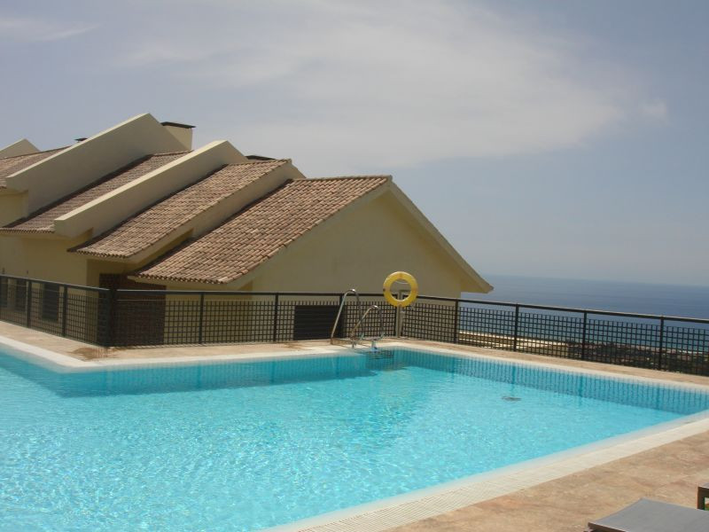 3 Dormitorios Apartamento Planta Baja  En Venta Altos de los Monteros, Costa del Sol - HP134242