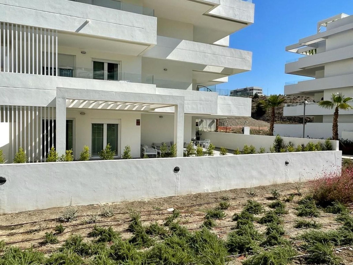 Ground Floor Apartment for sale in Málaga, Costa del Sol