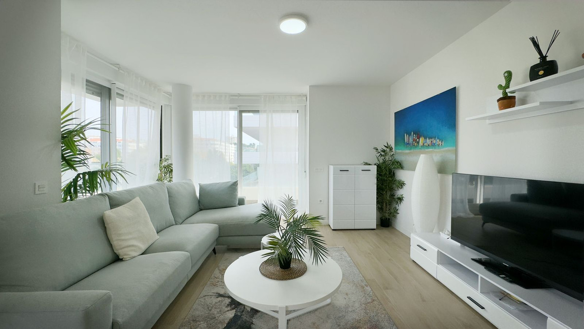Apartamento Planta Media en venta en Nueva Andalucía, Costa del Sol