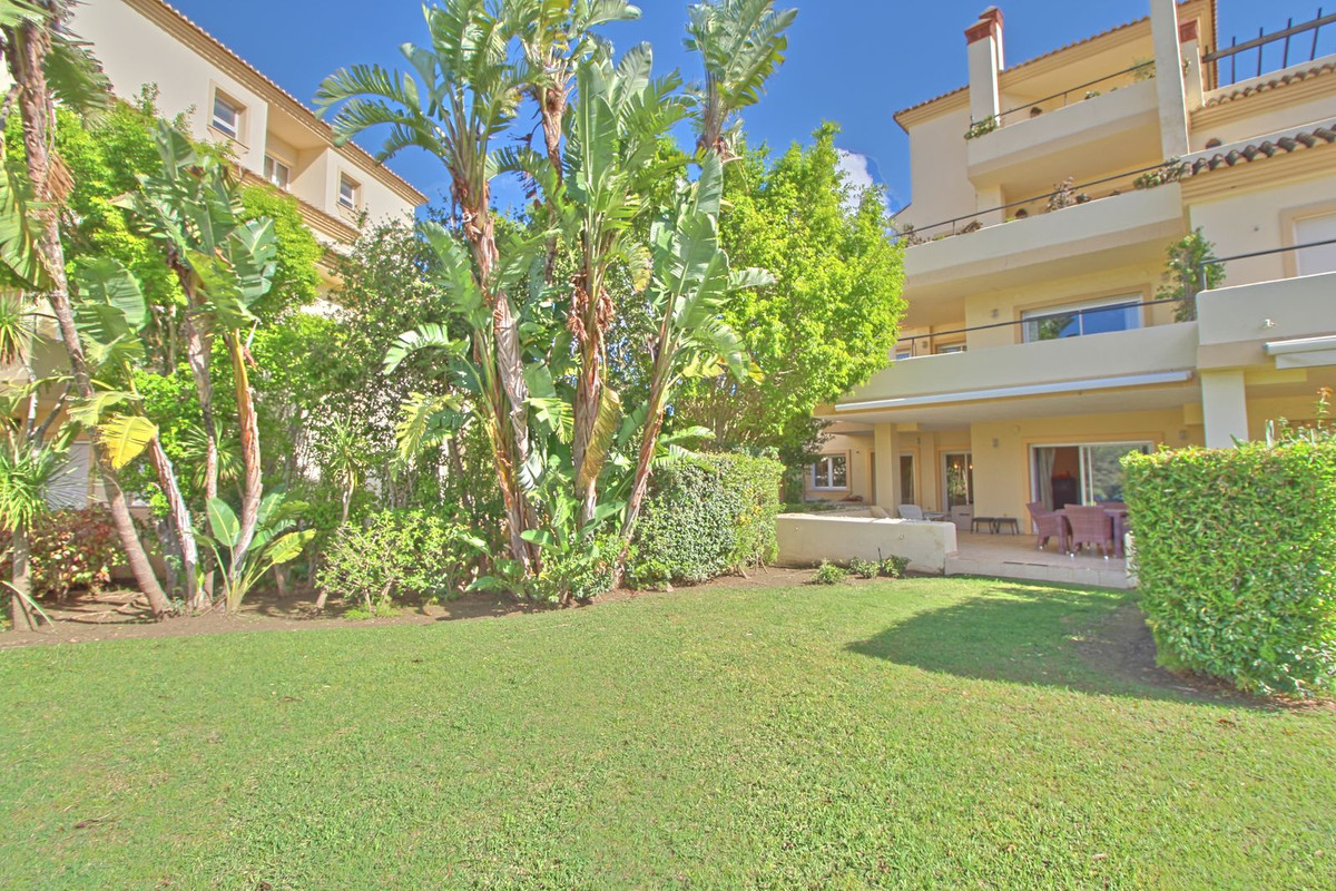 Ground Floor Apartment for sale in San Roque Club, Costa del Sol