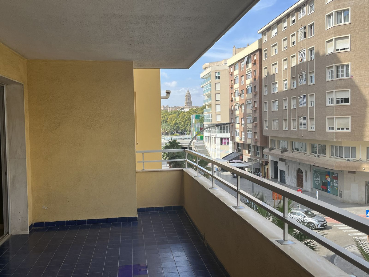 Apartamento Planta Media en venta en Málaga, Costa del Sol