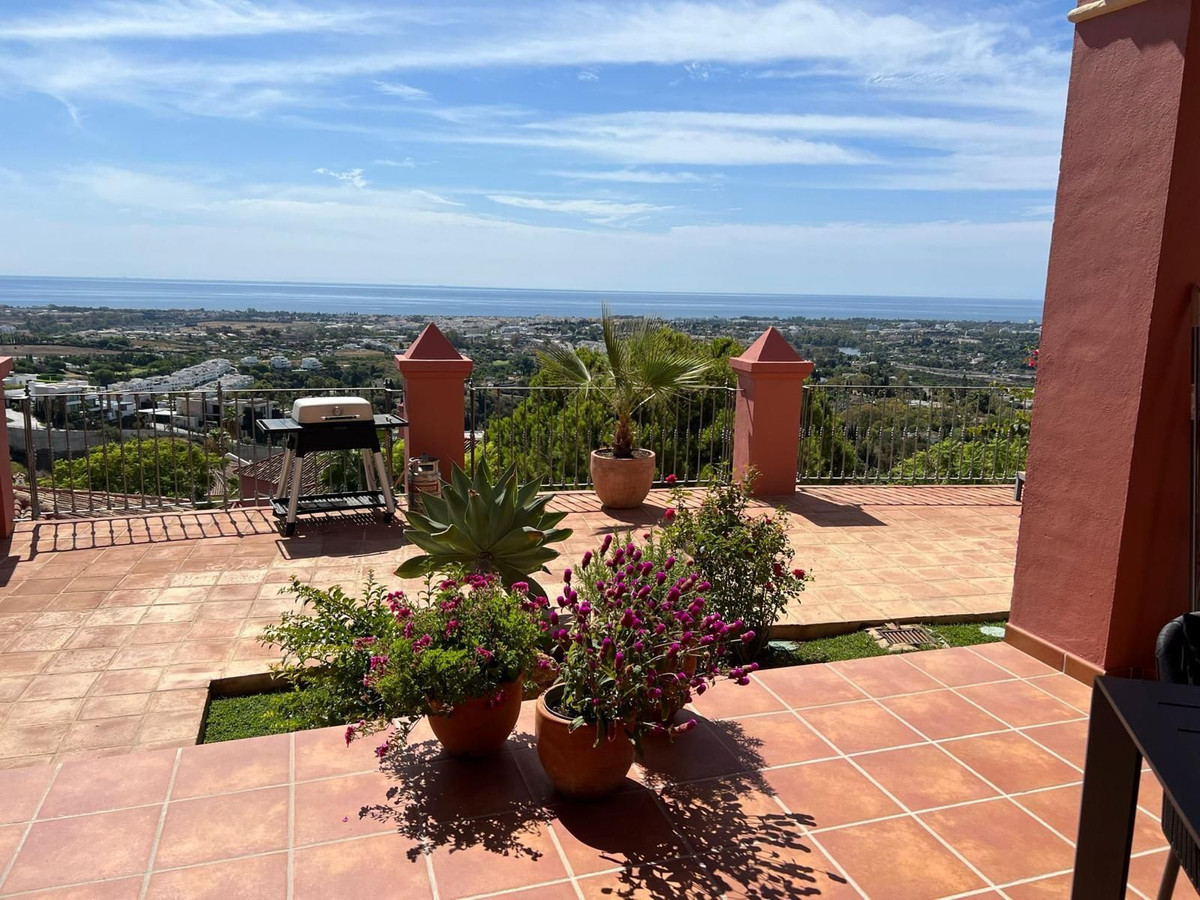 Apartamento Planta Baja en venta en Monte Halcones, Costa del Sol