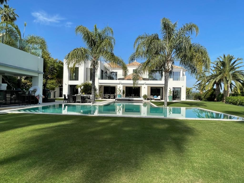 Freistehende Villa In Sierra Blanca Wiederverkauf Costa Del Sol