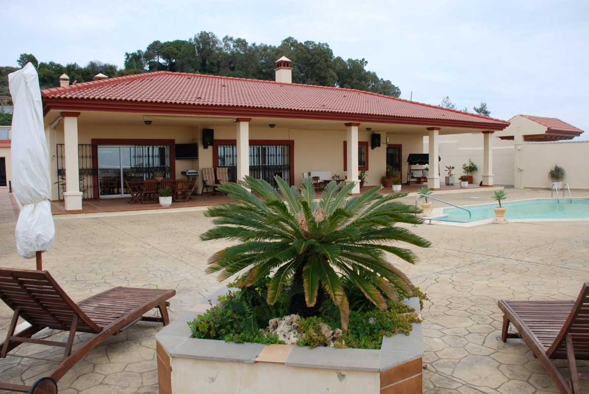 Villa individuelle dans Estepona Revente Costa Del Sol