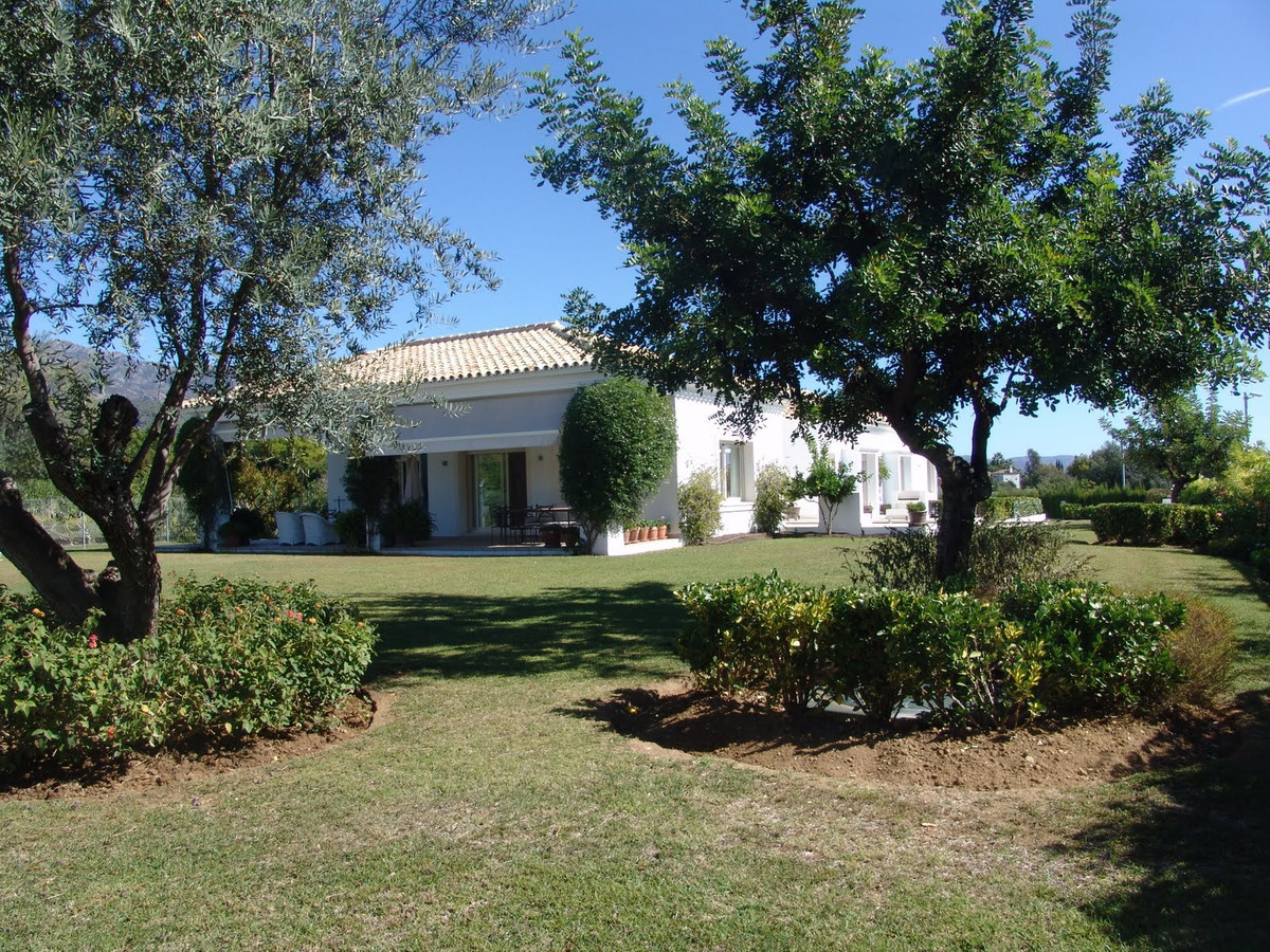 Detached Villa in The Golden Mile Resale Costa Del Sol
