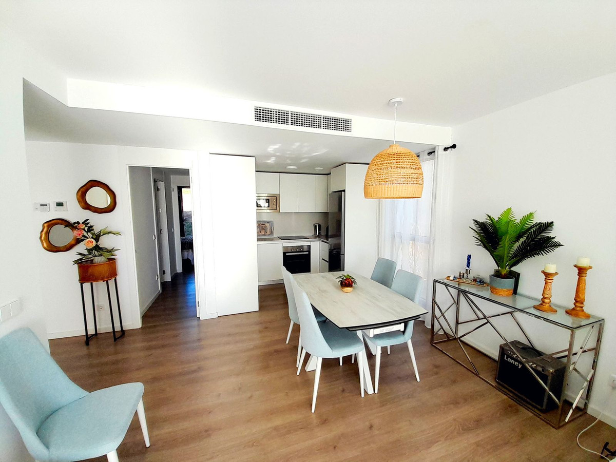 Appartement te koop in Estepona R4640518