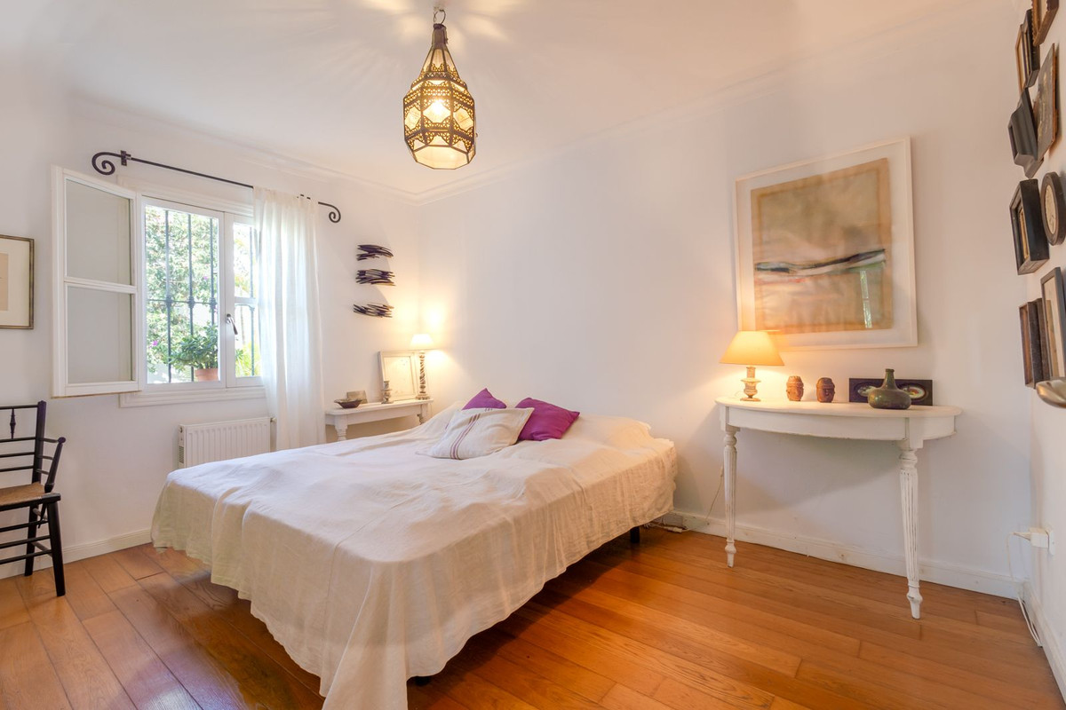 4 Bedroom Detached Villa For Sale Nueva Andalucía