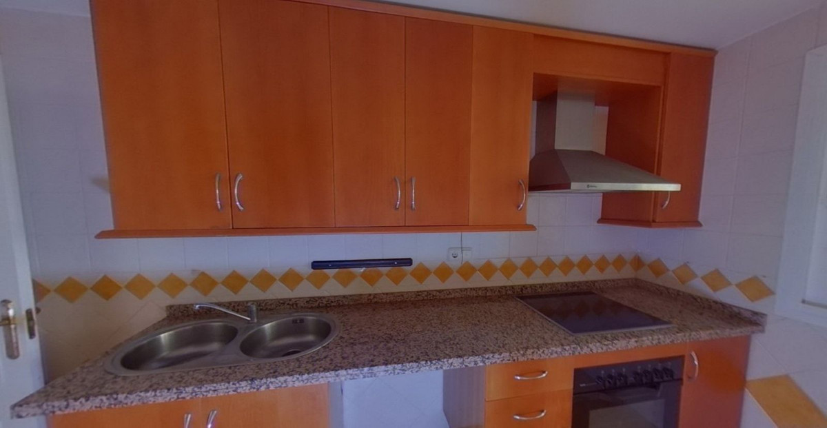 Appartement te koop in Río Real R4671505